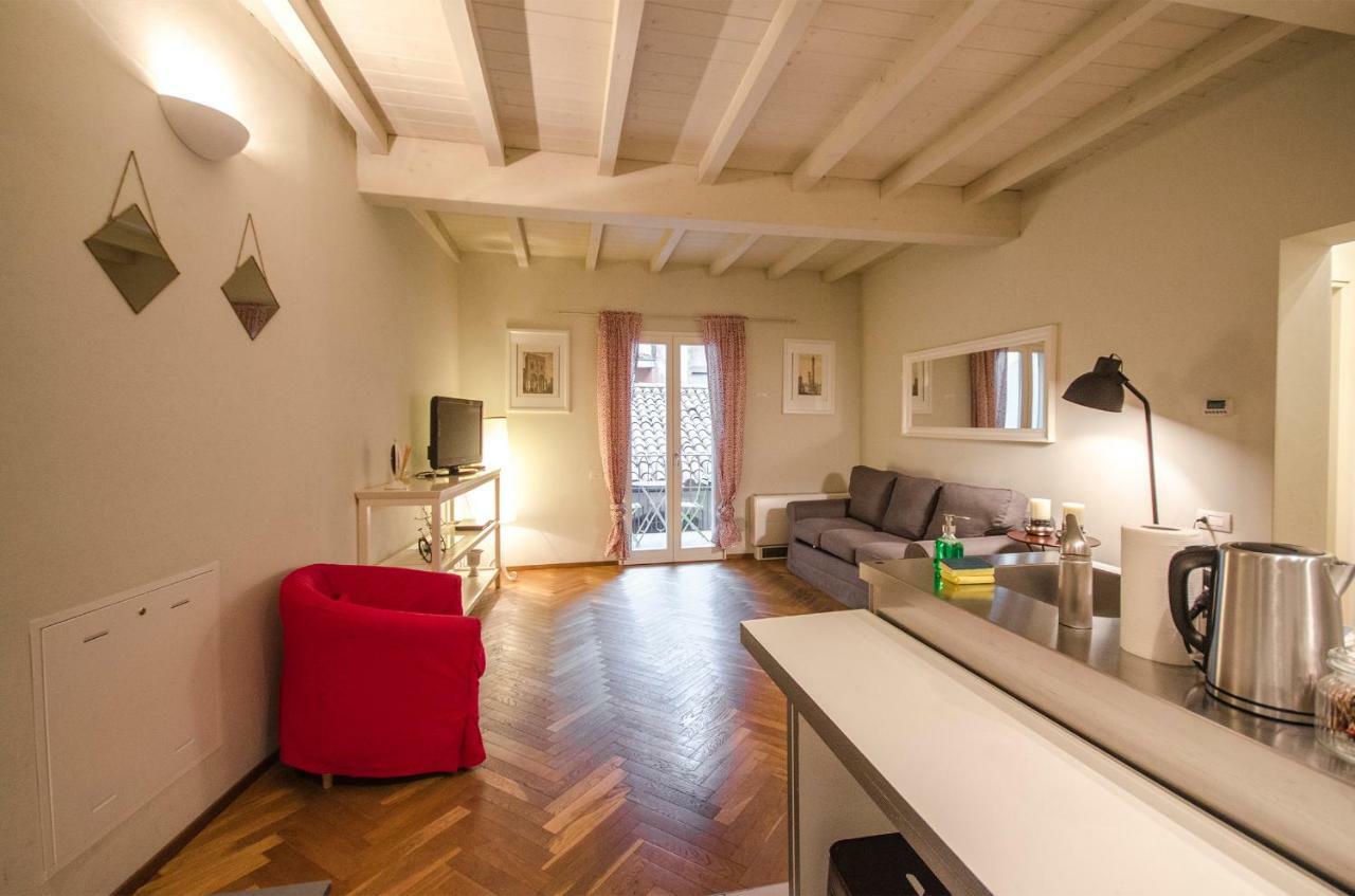 Azeglio Apartment, A Due Passi Da Piazza Maggiore Bologna Kültér fotó